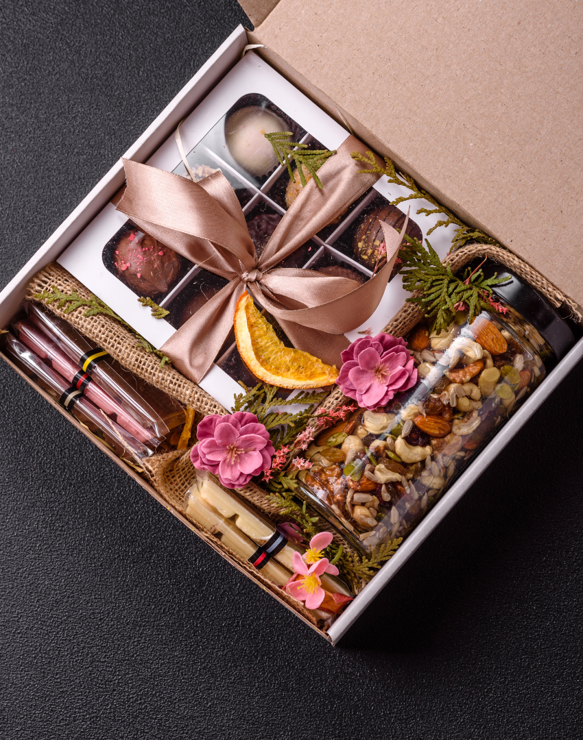 Gift Boxes & Hampers